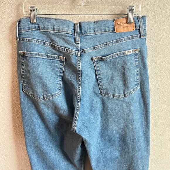 Levi Strauss Signature Heritage High Rise Flare Jeans Women's 14 Light Wash - Picture 4 of 8